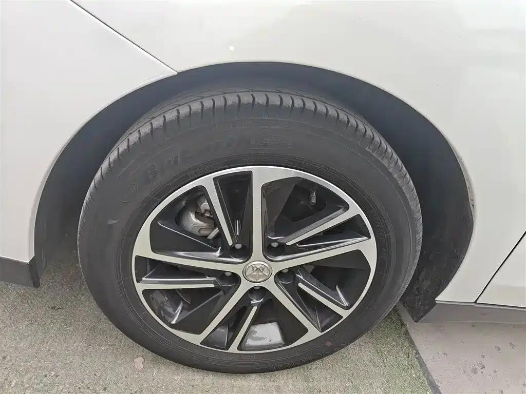 Venucia D60 2020 1.6L XL CVT Enjoy Edition — миниатюра 23