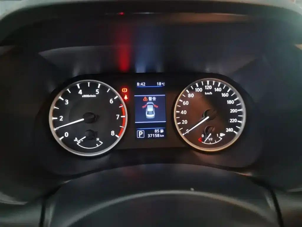 Nissan Sylphy 2021 1.6L XL CVT Enjoy Edition — миниатюра 12