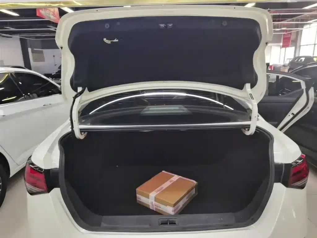Nissan Sylphy 2021 1.6L XL CVT Enjoy Edition — миниатюра 19