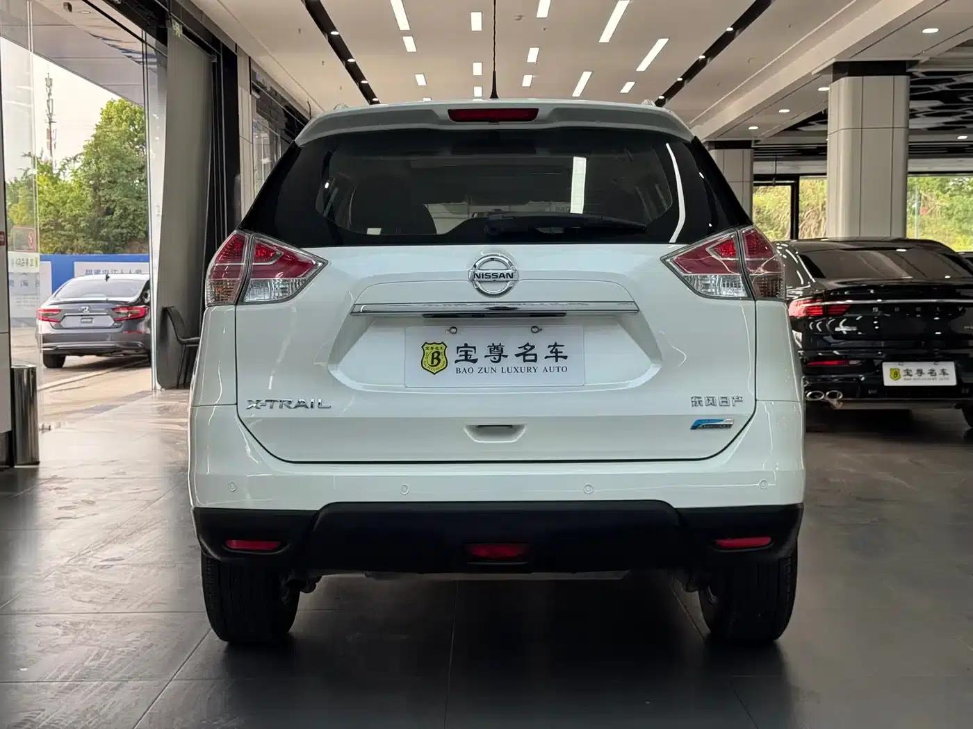 Nissan X-Trail 2014 2.0L CVT Comfort Edition 2WD — миниатюра 4
