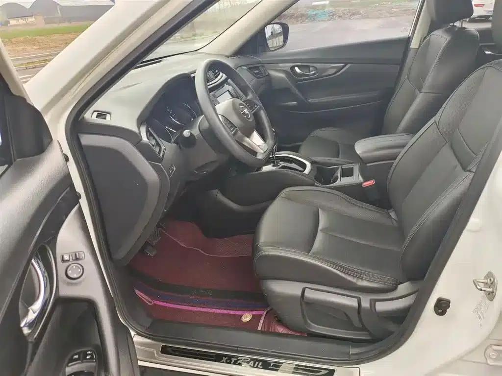 Nissan X-Trail 2017 2.0L CVT Comfort Edition 2WD — миниатюра 9
