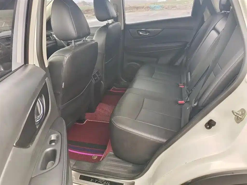 Nissan X-Trail 2017 2.0L CVT Comfort Edition 2WD — миниатюра 10