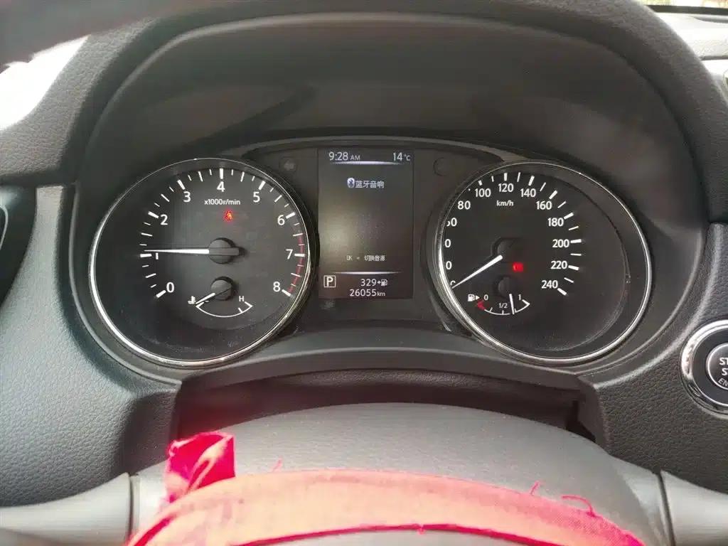 Nissan X-Trail 2019 2.0L CVT Comfort Edition 2WD — миниатюра 5