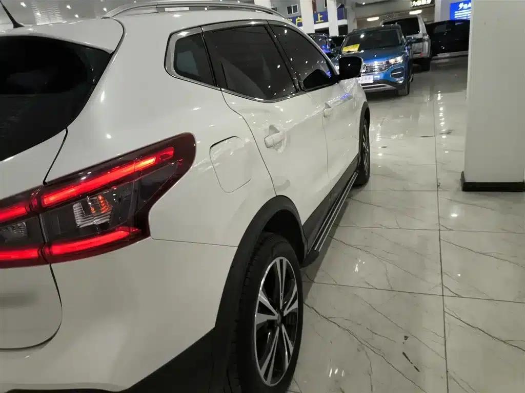 Nissan Qashqai 2021 2.0L CVT Luxury Edition — миниатюра 23