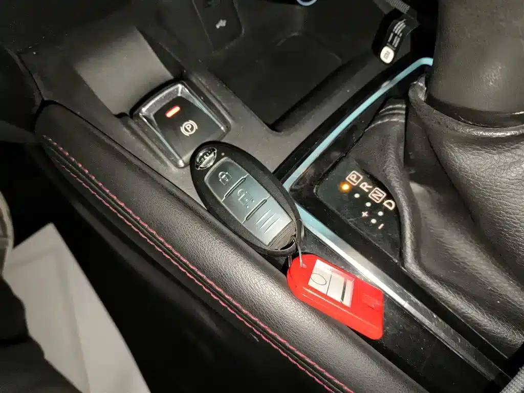 Nissan Qashqai 2021 2.0L CVT Luxury Edition — миниатюра 10