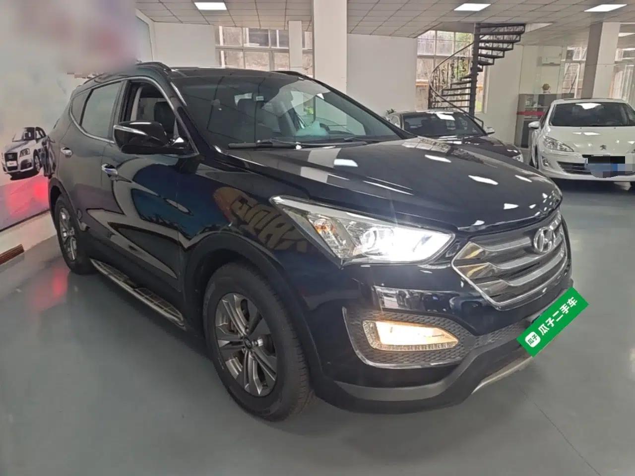 Hyundai Santa Fe 2013 2.4L Automatic Two-Wheel Drive Smart Version — миниатюра 3