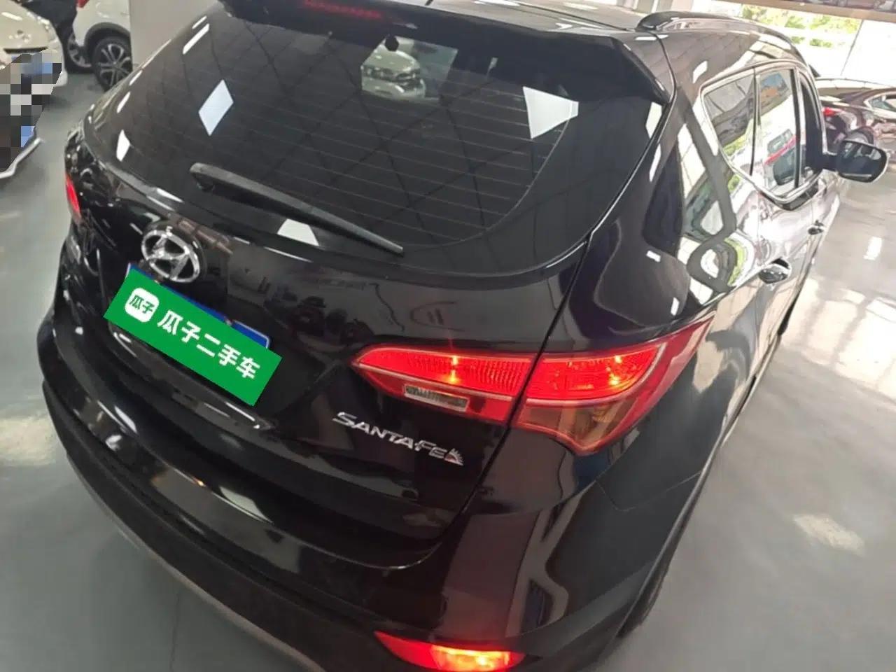 Hyundai Santa Fe 2013 2.4L Automatic Two-Wheel Drive Smart Version — миниатюра 6