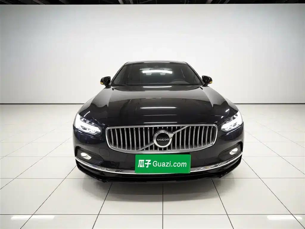 2021 Volvo S90 B5 Smart Luxury Edition — миниатюра 3