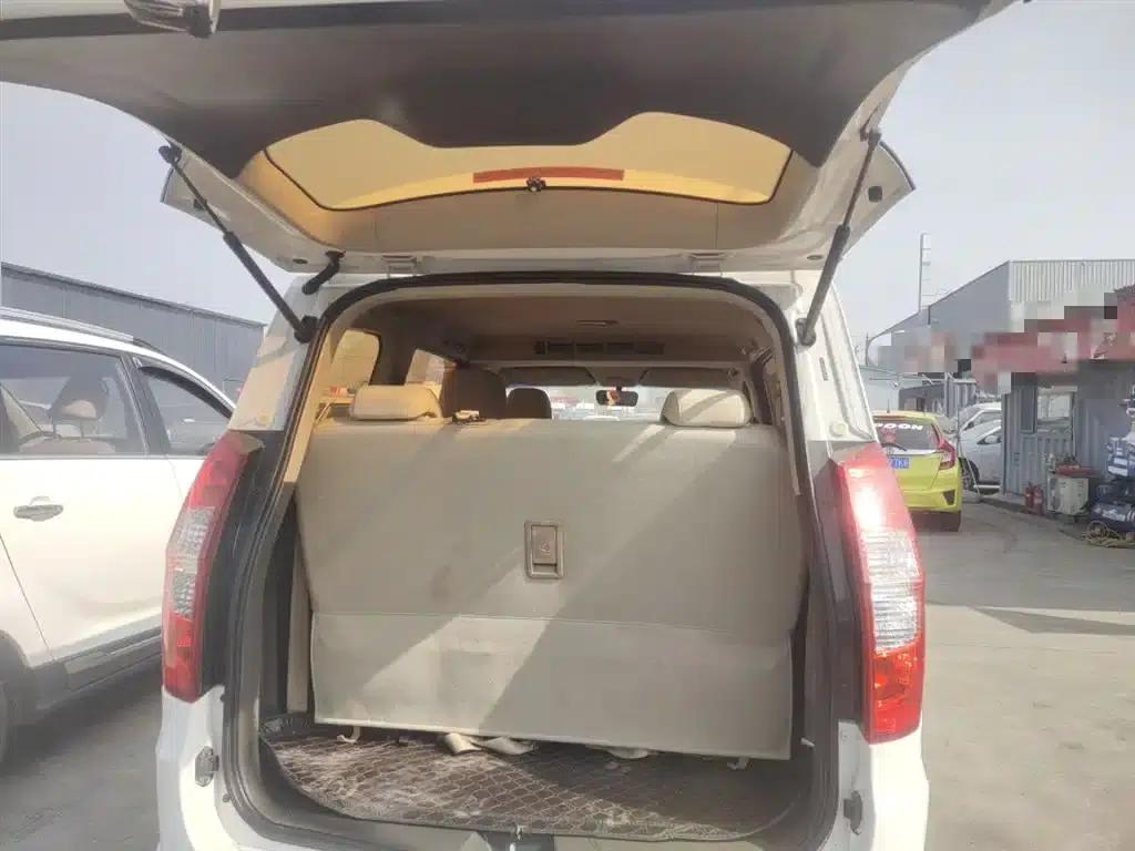 Wuling Hongguang 2014 1.5L S Standard Edition — миниатюра 19