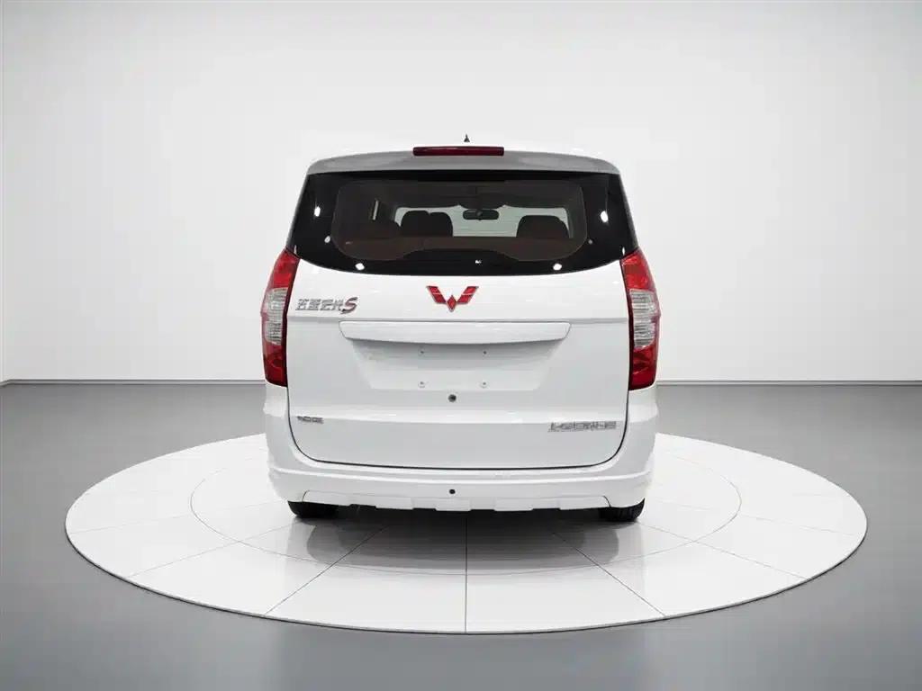 Wuling Hongguang 2014 1.5L S Standard Edition — миниатюра 6