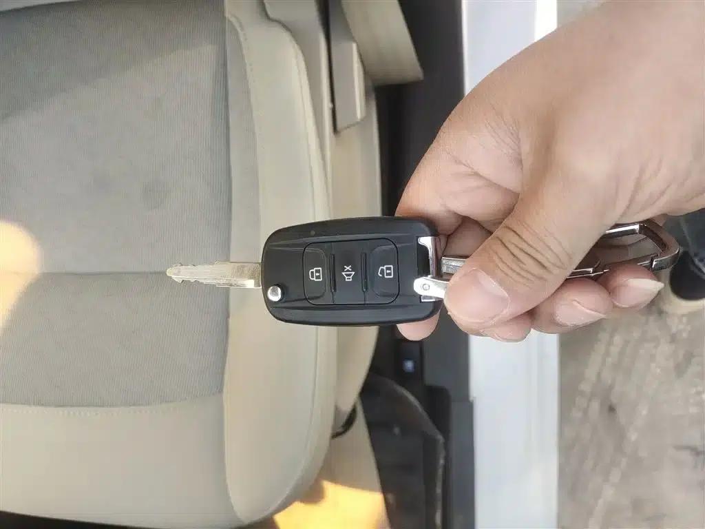 Wuling Hongguang 2014 1.5L S Standard Edition — миниатюра 9