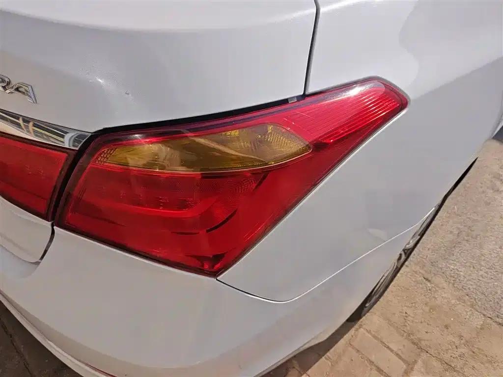2014 Mistra 1.8L Automatic Premium DLX — миниатюра 7