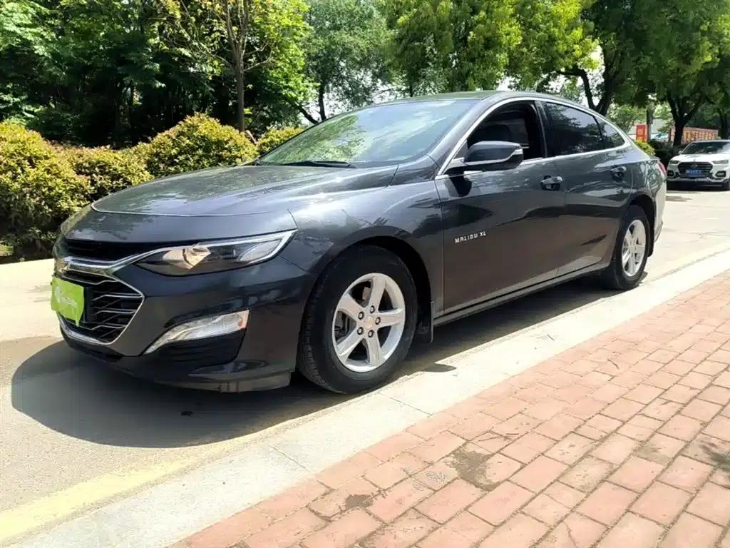 2019 Chevrolet Malibu XL 535T CVT Sharp Edition — миниатюра 1