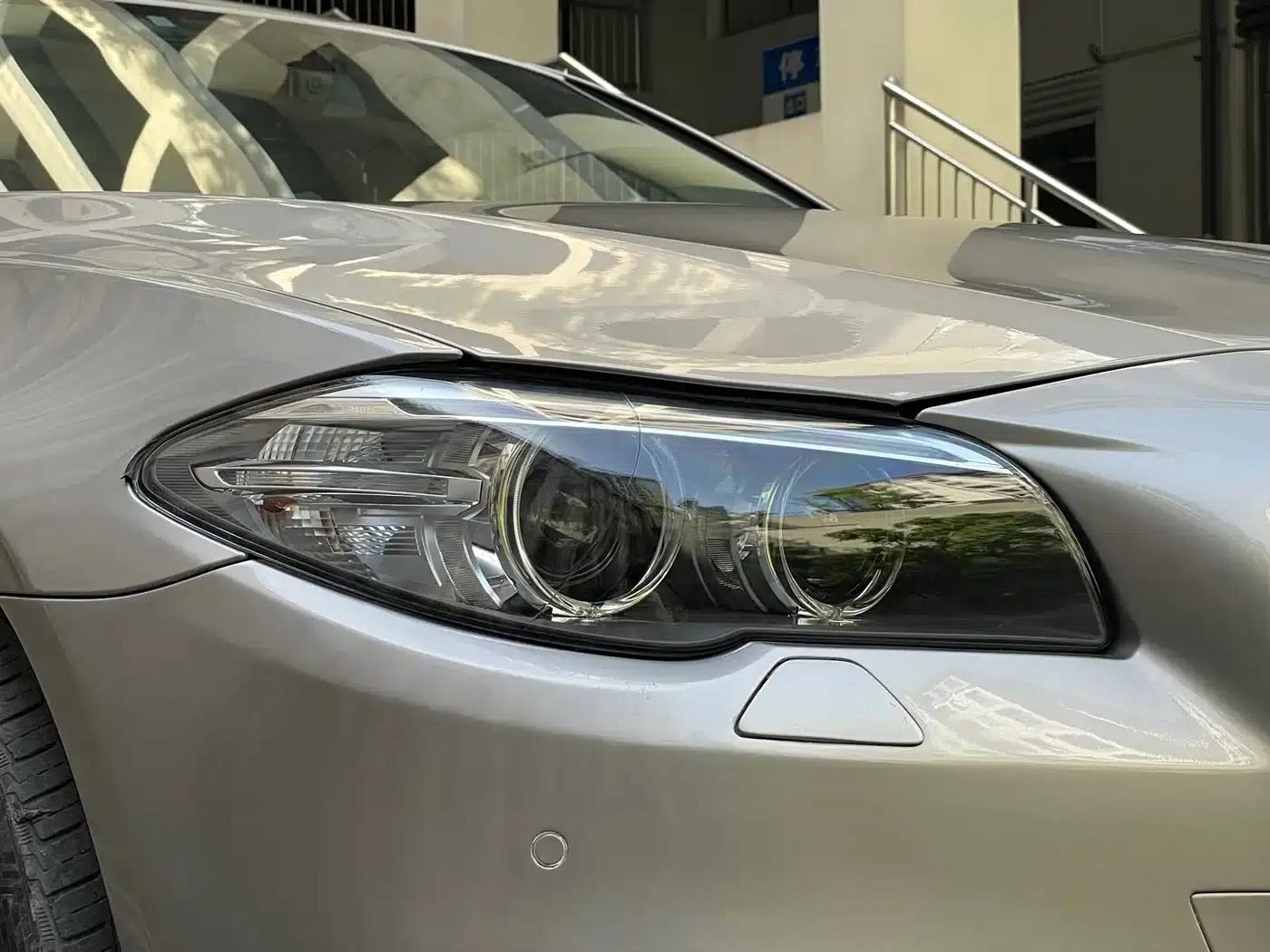 2014 BMW 5 Series 520Li Elegant Edition — миниатюра 10
