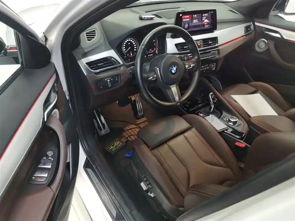 BMW X2 2021 Facelift sDrive25i Shadow Edition — миниатюра 16
