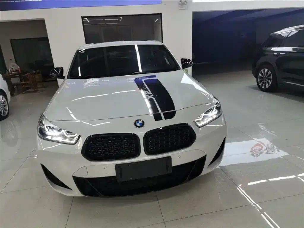 BMW X2 2021 Facelift sDrive25i Shadow Edition — миниатюра 3