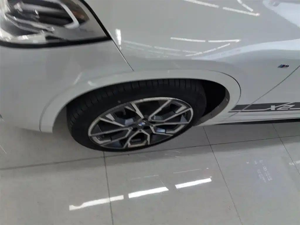 BMW X2 2021 Facelift sDrive25i Shadow Edition — миниатюра 23