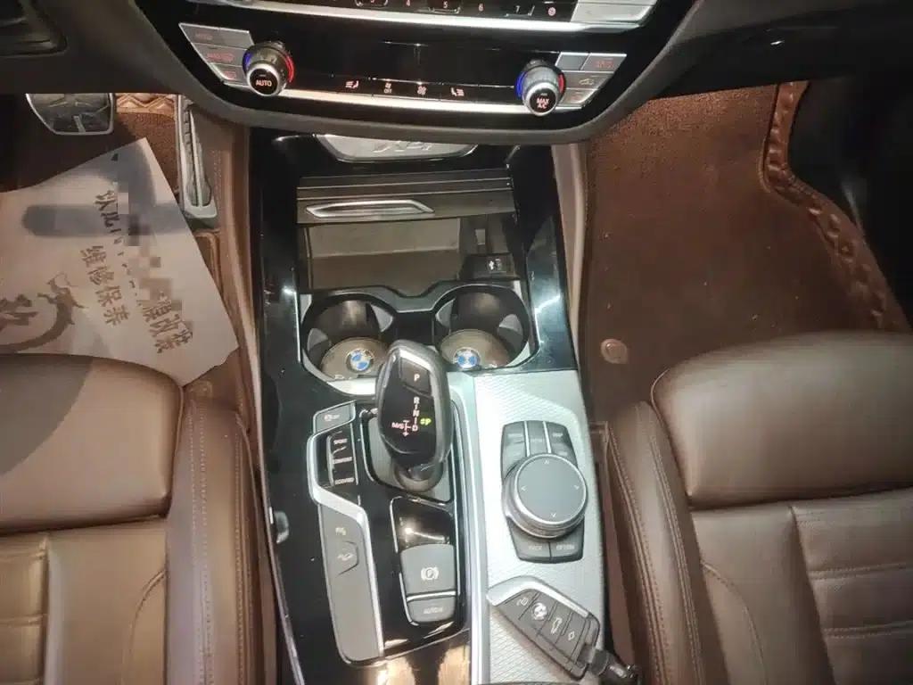 2020 BMW X4 xDrive25i M Sport Package — миниатюра 10