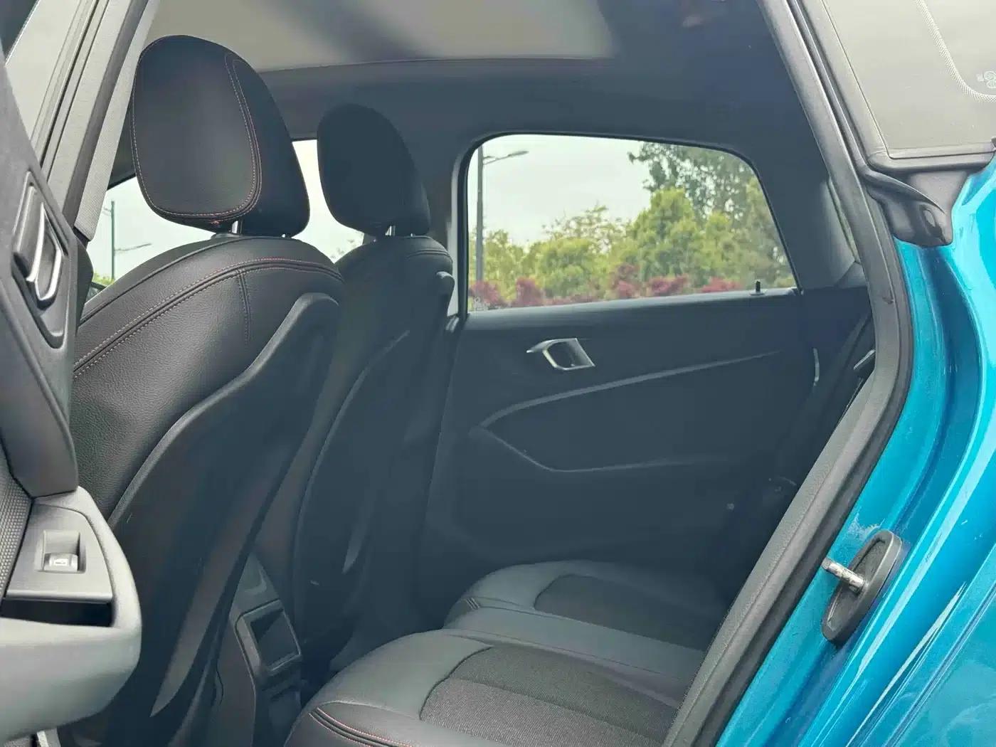 2021 BMW 2 Series Imported Model 225i Four-Door Coupe M Sport Package — миниатюра 5