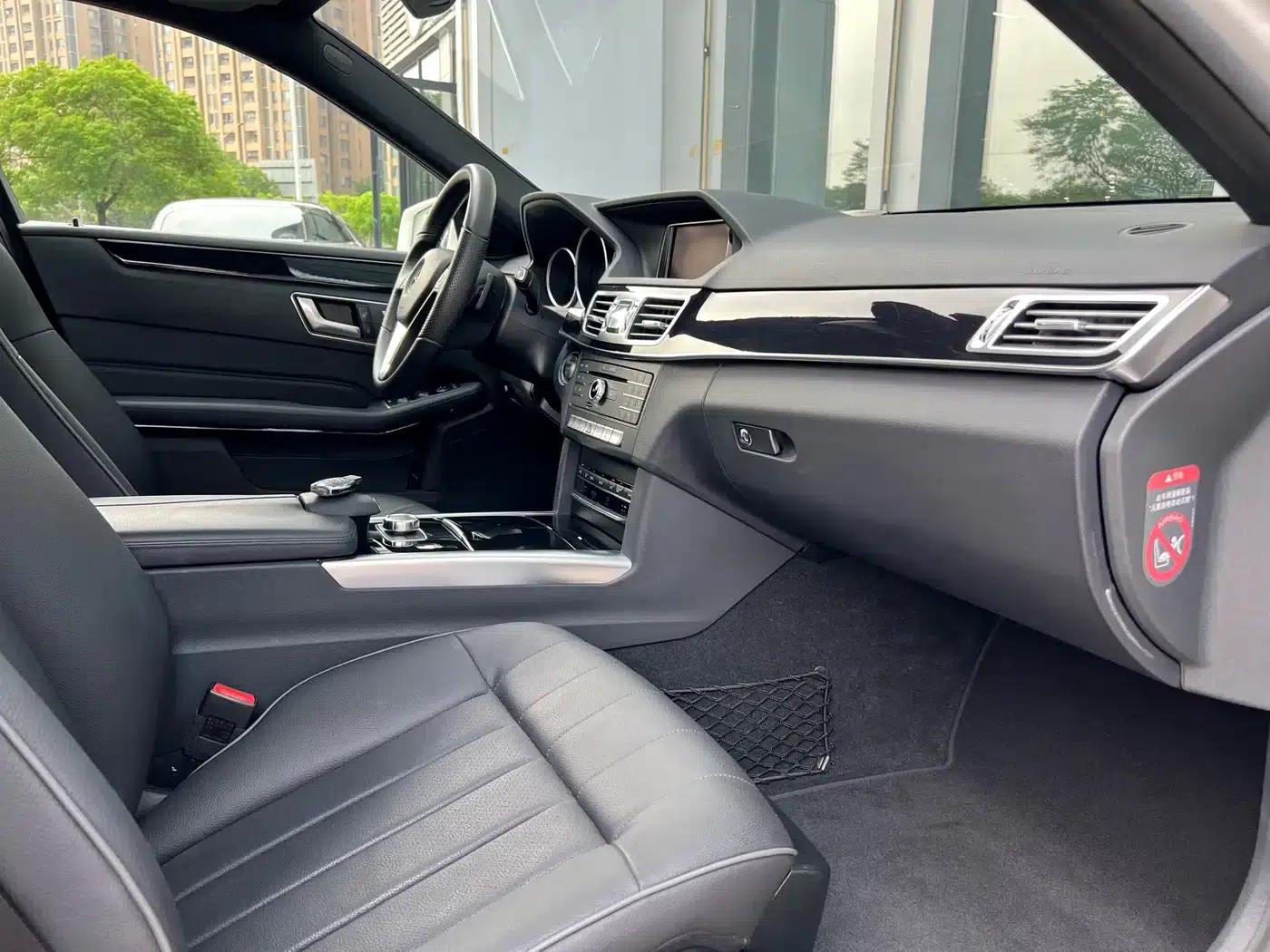 2015 Mercedes-Benz E-Class Facelift E 260 L Sport — миниатюра 19