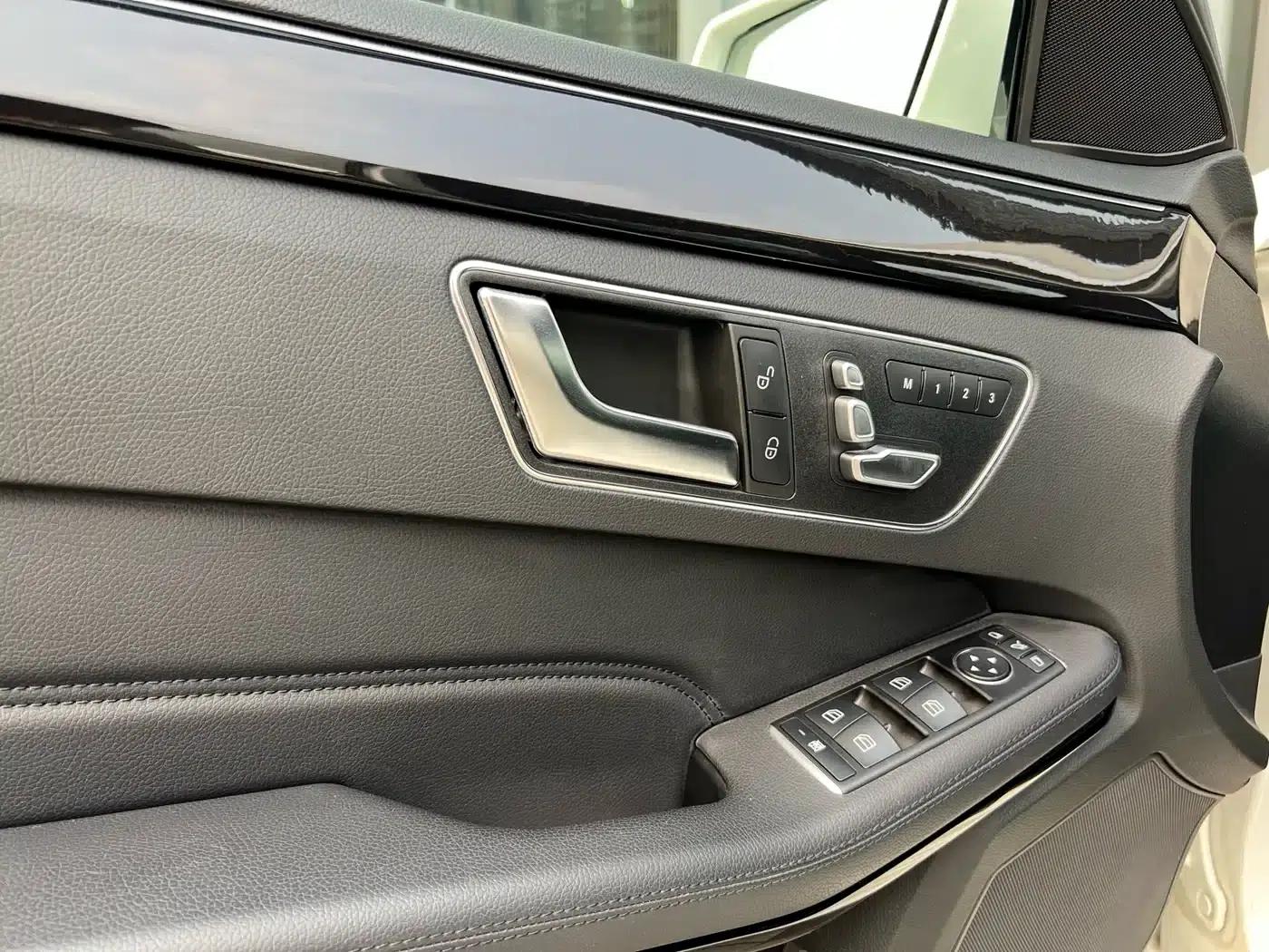 2015 Mercedes-Benz E-Class Facelift E 260 L Sport — миниатюра 28