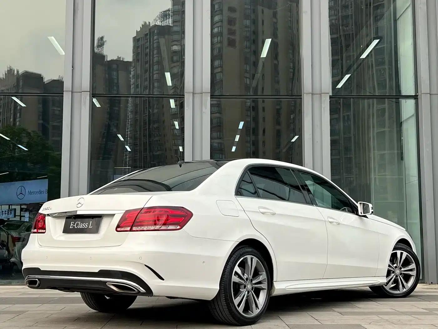 2015 Mercedes-Benz E-Class Facelift E 260 L Sport — миниатюра 10