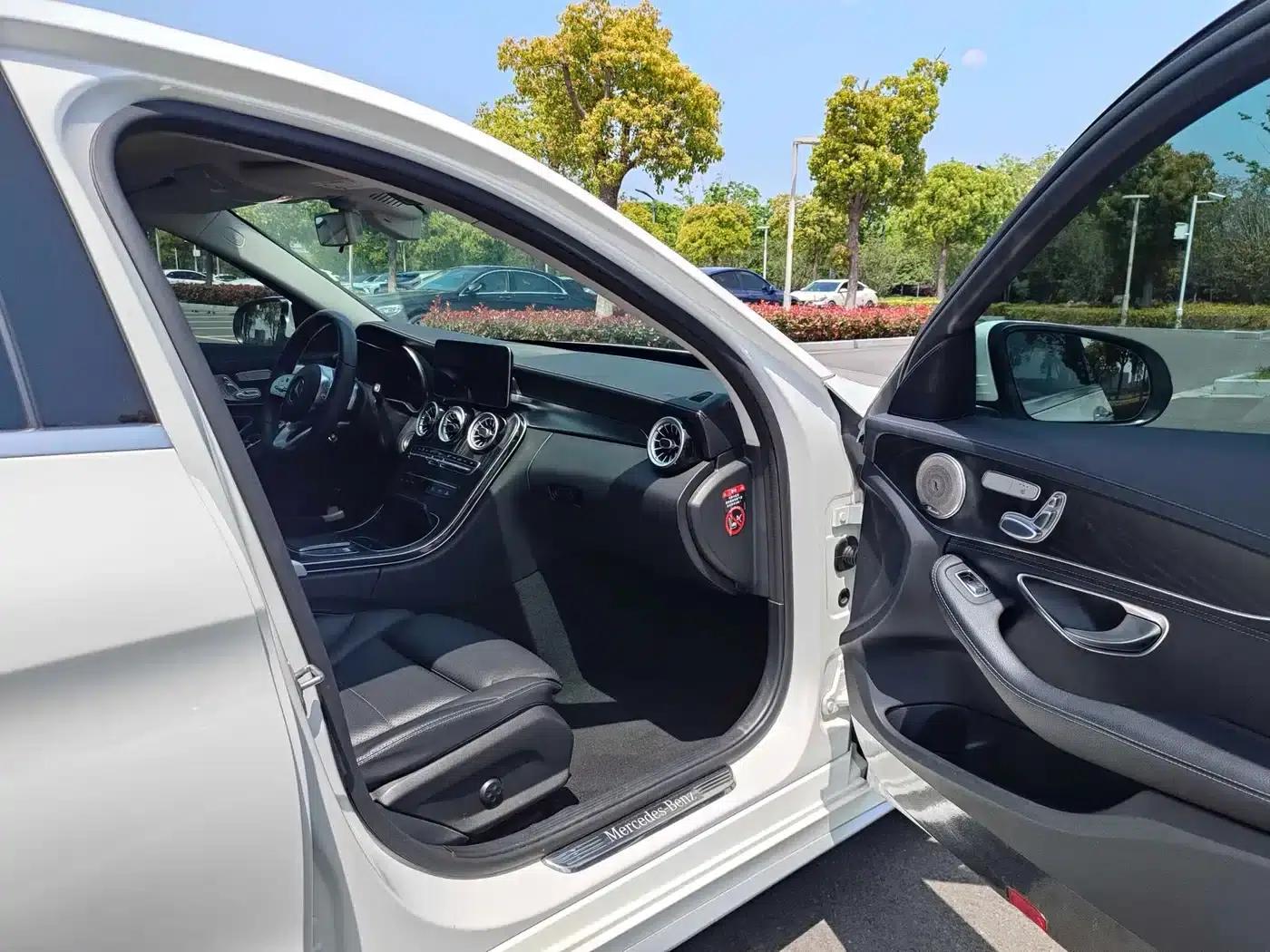 Mercedes-Benz C-Class 2020 Facelift C 260 L Sport Edition — миниатюра 12