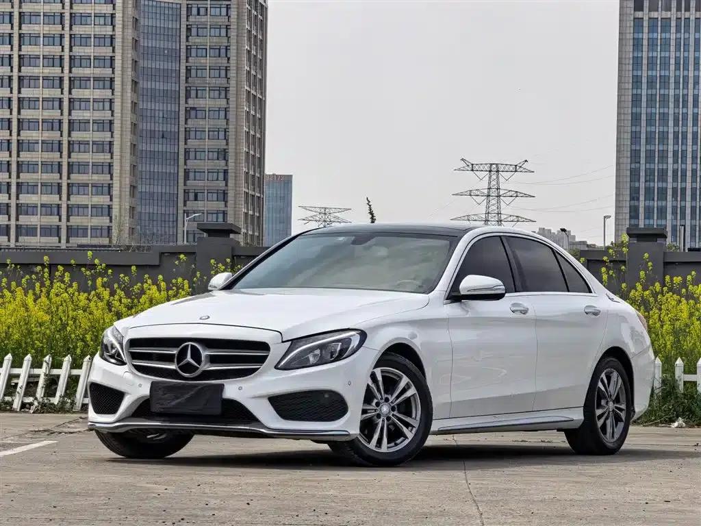 2016 Mercedes-Benz C-Class C 200 L Sport — миниатюра 1