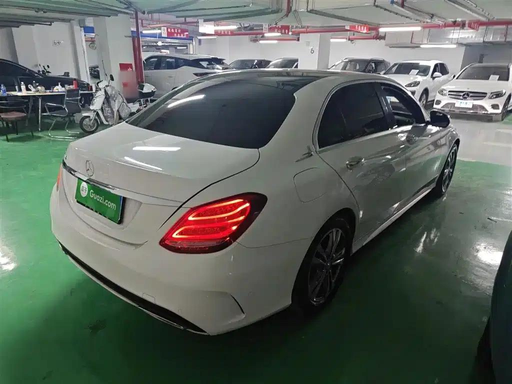 2016 Mercedes-Benz C-Class C 200 L Sport — миниатюра 5
