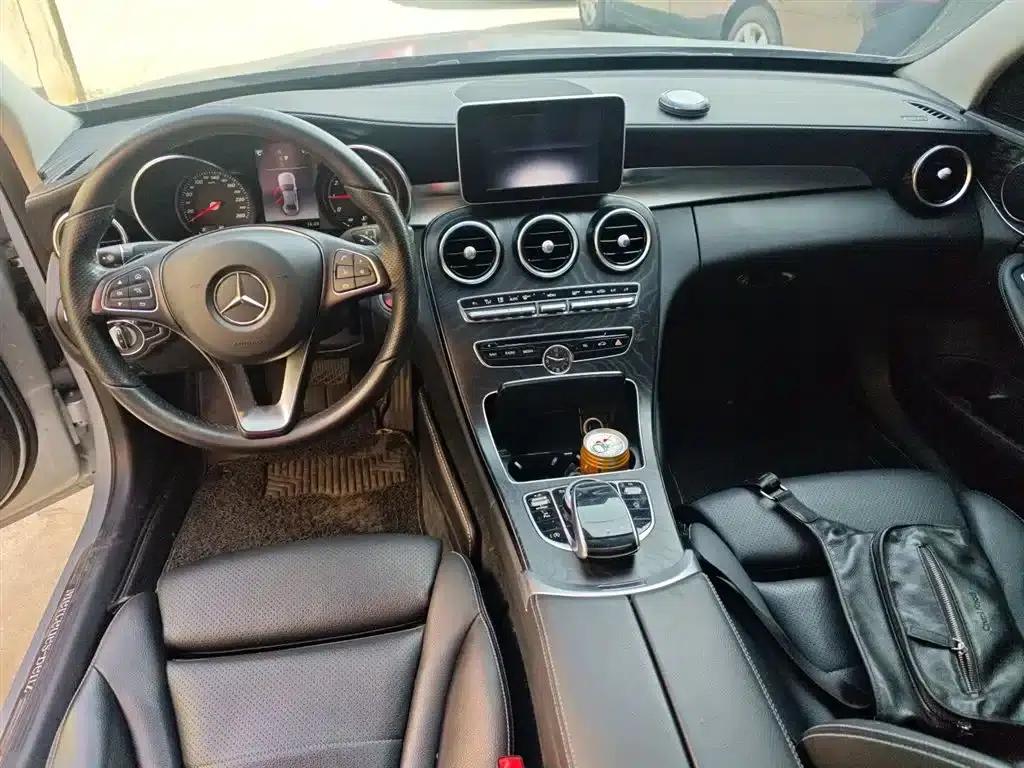 2018 Mercedes-Benz C-Class C 200 L Sport Edition — миниатюра 10