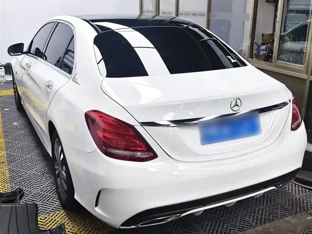 2018 Mercedes-Benz C-Class C 200 L Sport Edition — миниатюра 23