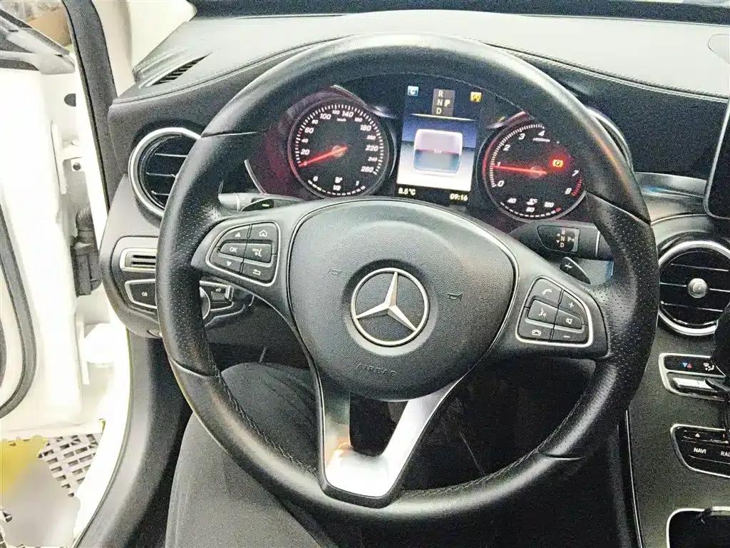 2018 Mercedes-Benz C-Class C 200 L Sport Edition — миниатюра 7