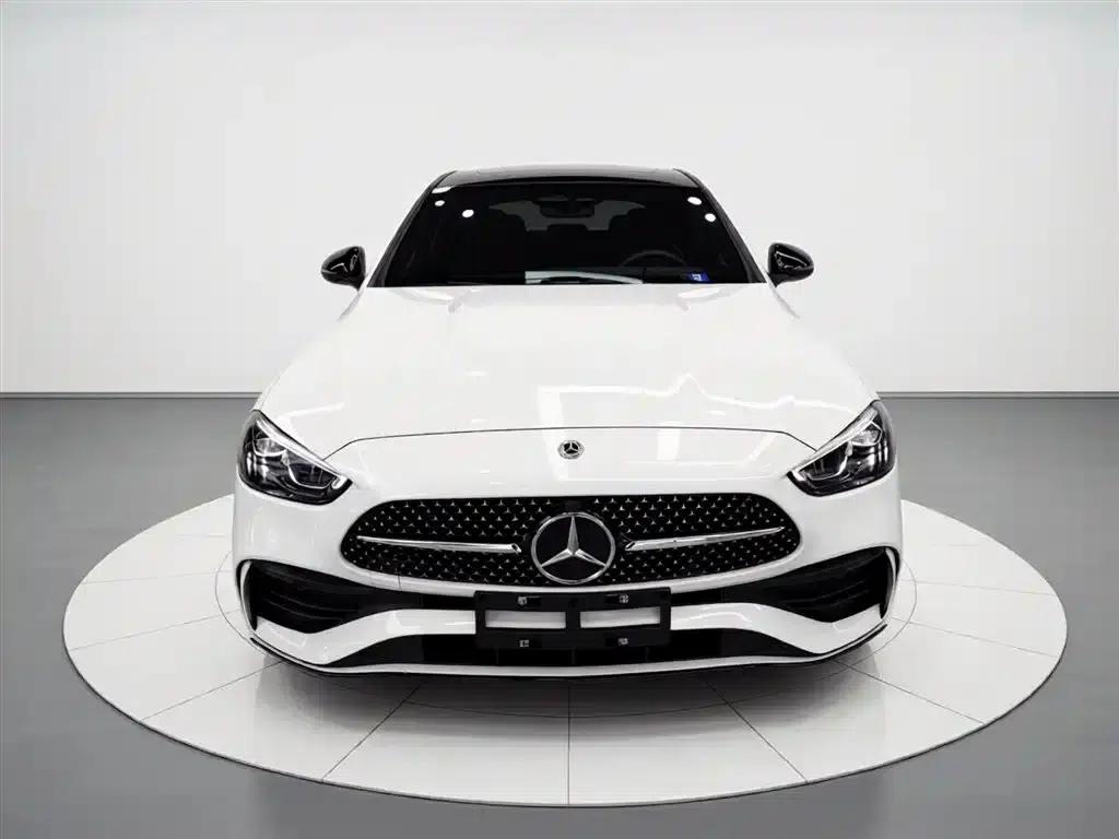 Mercedes-Benz C-Class 2023 Facelift C 260 L Sport Night Edition — миниатюра 3