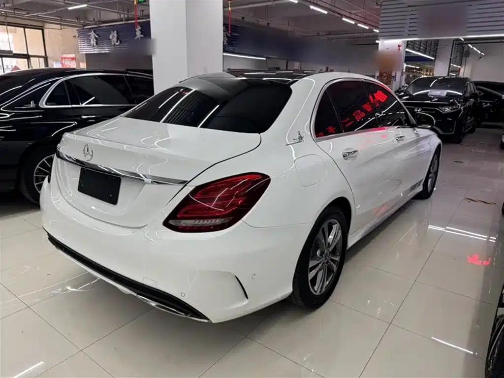 2018 Mercedes-Benz C-Class C 200 L Sport Edition — миниатюра 8
