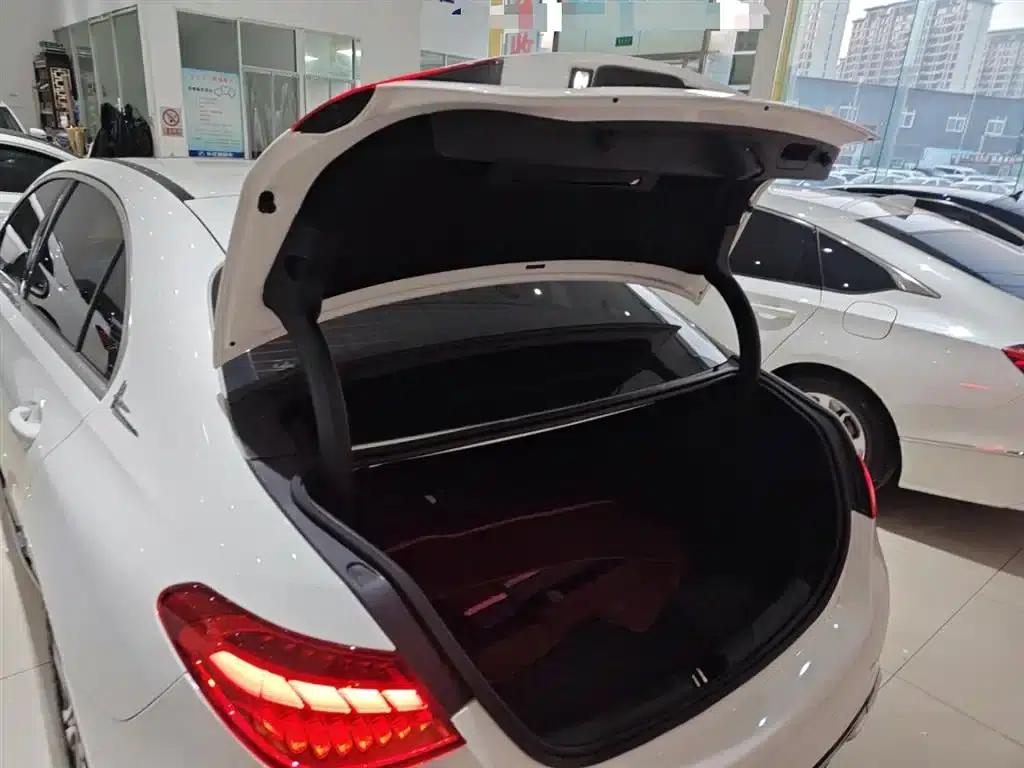 Mercedes-Benz C-Class 2022 Facelift C 200 L Sport Edition — миниатюра 19