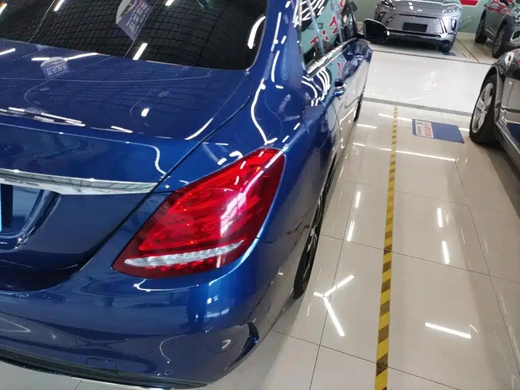 2017 Mercedes-Benz C-Class C 200 Sport Edition — миниатюра 24