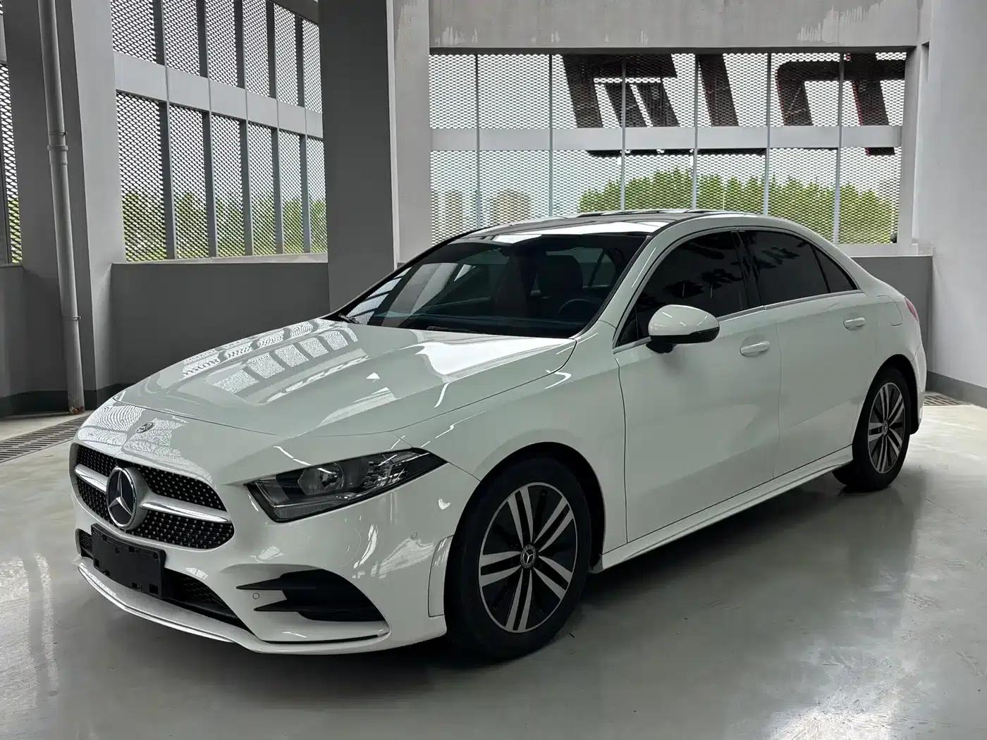 2020 Mercedes-Benz A-Class A 180 L Sport Sedan — миниатюра 1