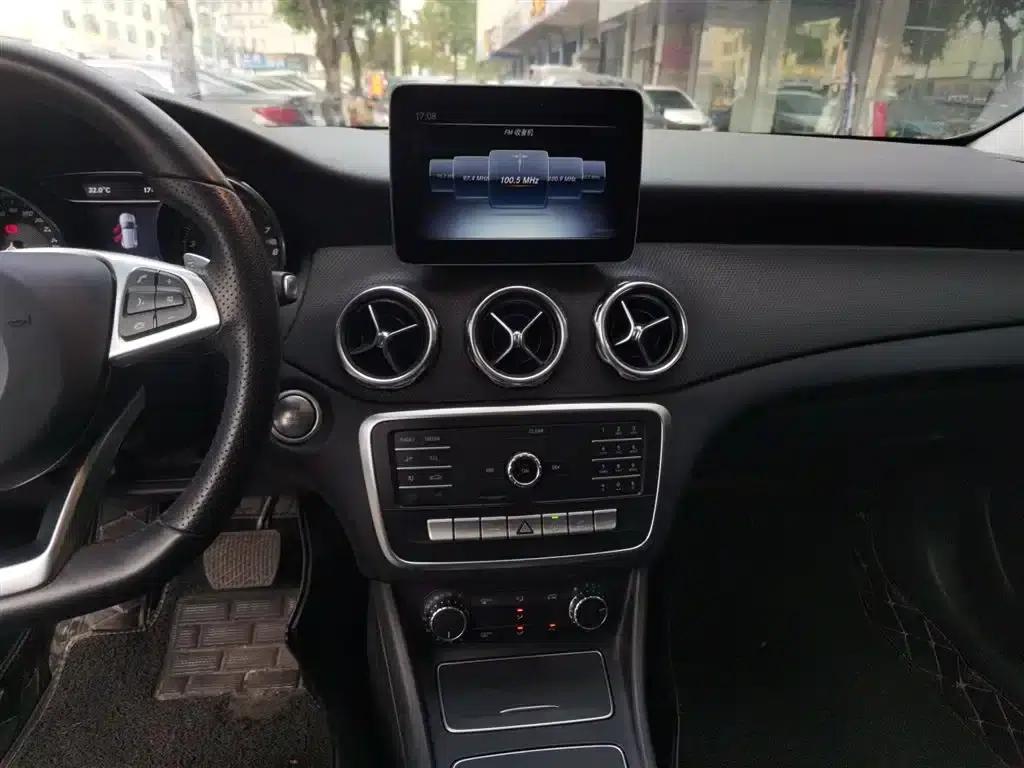 2019 Mercedes-Benz GLA 200 Dynamic — миниатюра 13