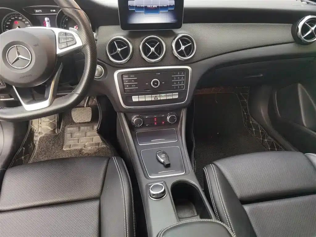 2019 Mercedes-Benz GLA 200 Dynamic — миниатюра 14