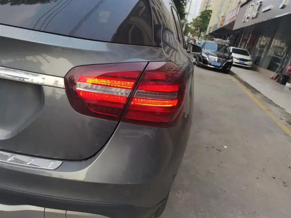 2019 Mercedes-Benz GLA 200 Dynamic — миниатюра 8