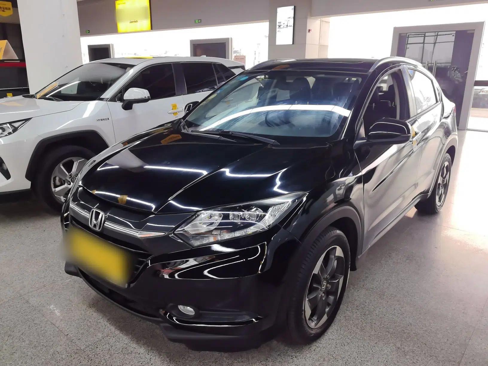 Honda Vezel 2015 1.8L CVT 2WD Luxury Model — миниатюра 1