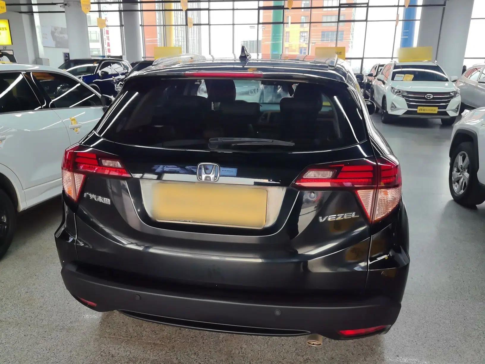 Honda Vezel 2015 1.8L CVT 2WD Luxury Model — миниатюра 3
