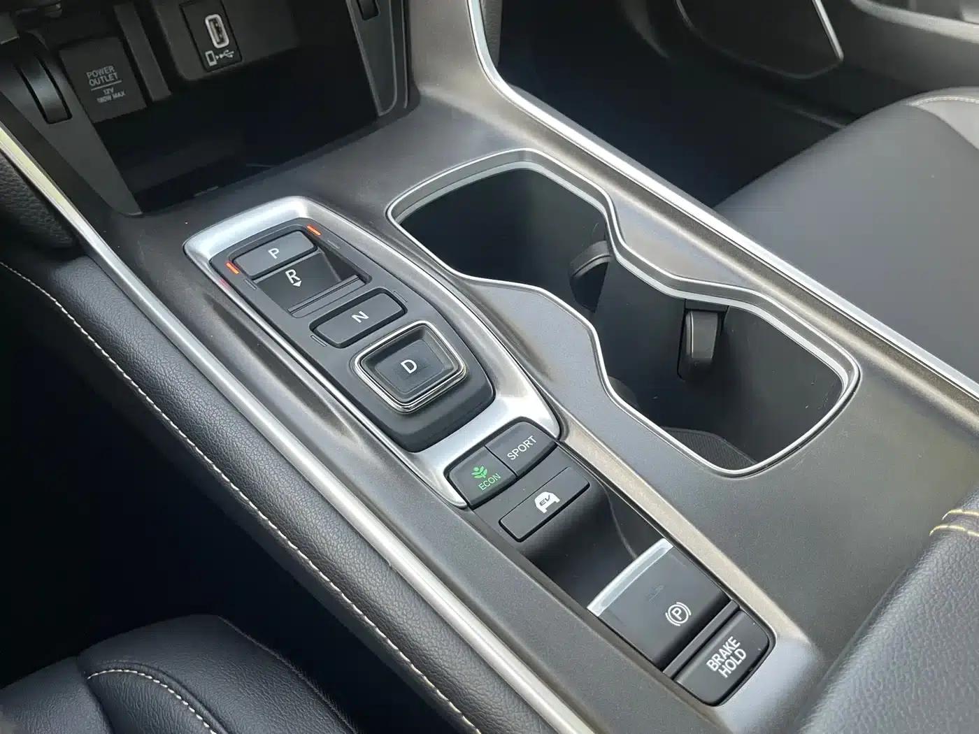 2022 Honda Accord Hybrid 2.0L Phantom Night Edition — миниатюра 13