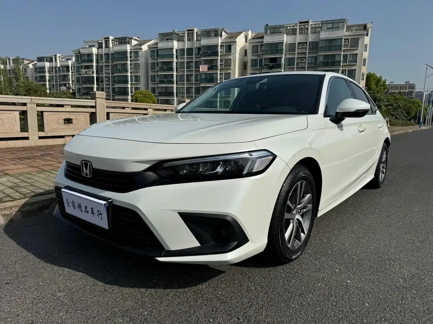2023 Civic 240TURBO CVT Sport Edition — миниатюра 3