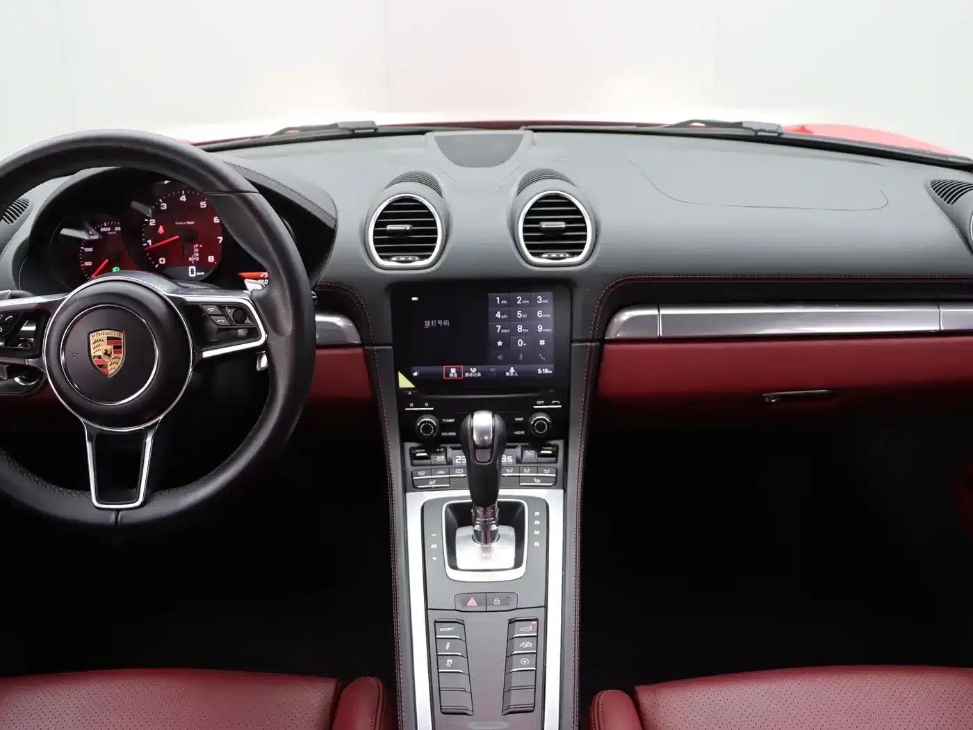 Porsche 718 Cayman 2018 2.0T — миниатюра 15