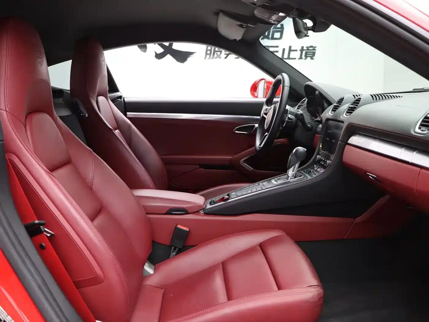 Porsche 718 Cayman 2018 2.0T — миниатюра 22