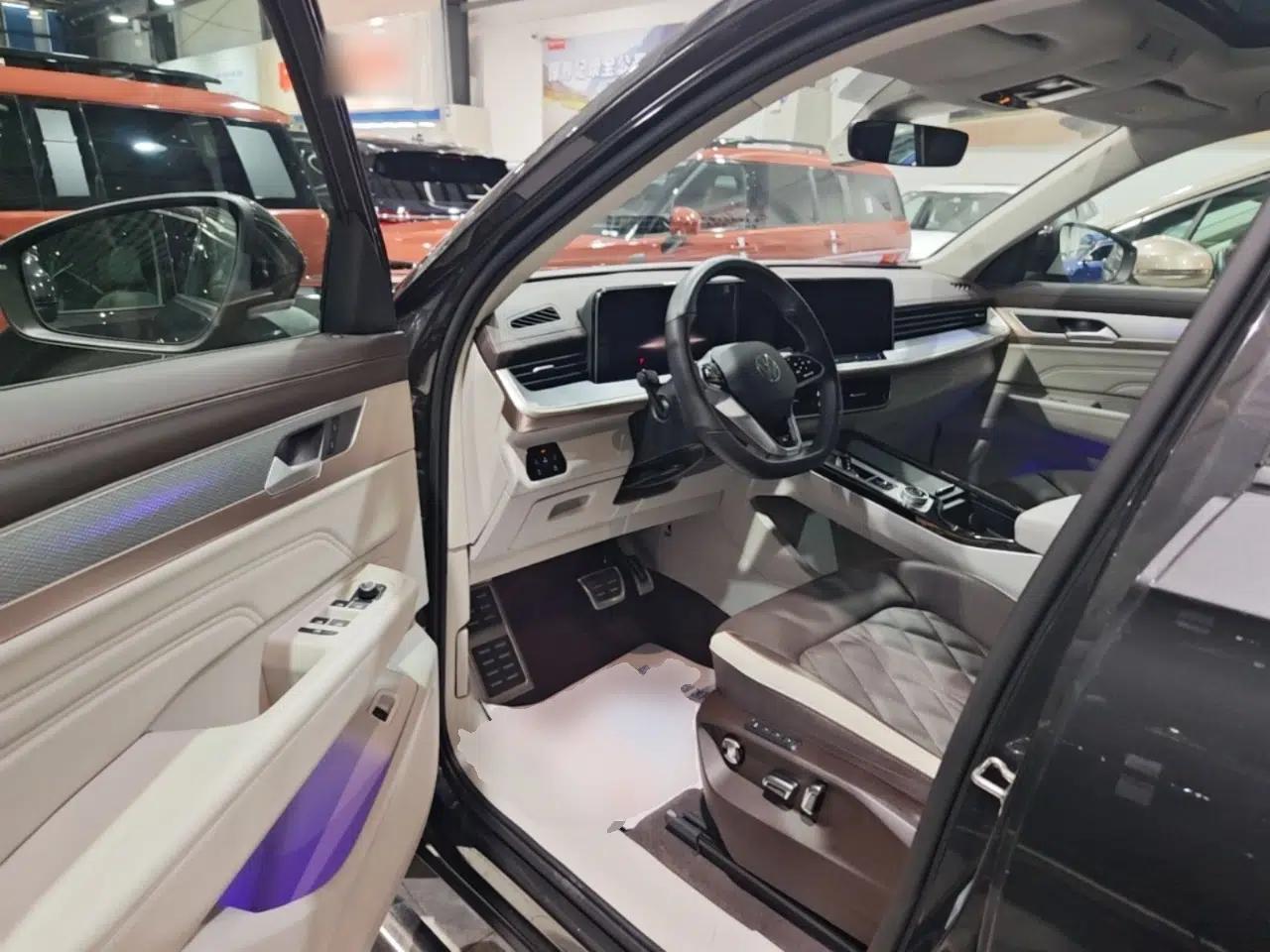 Volkswagen Tavendor 2023 380TSI Four-Wheel Drive R-Line Cruise Edition — миниатюра 18