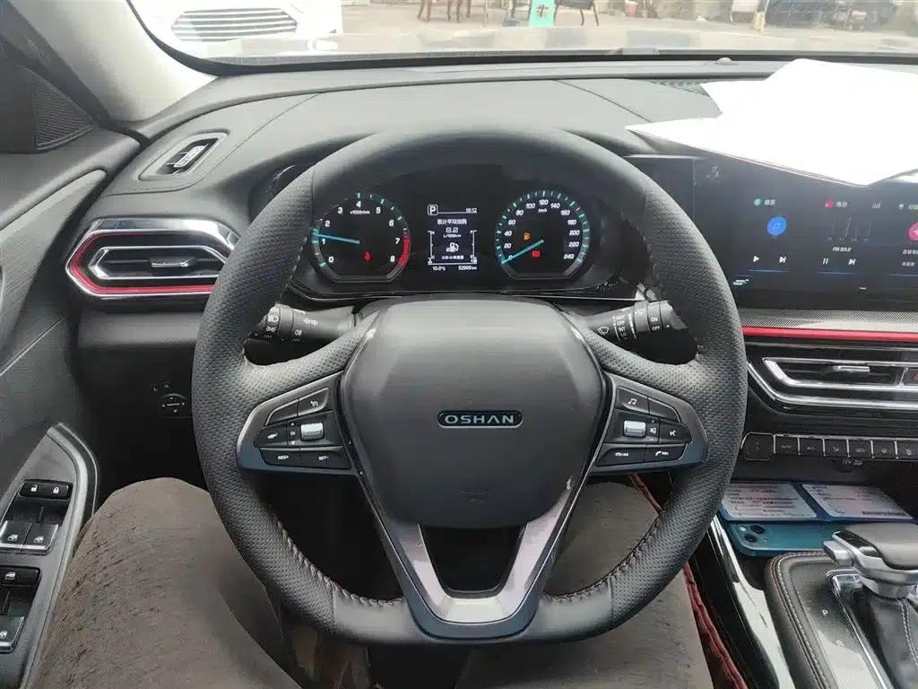 Changan Oushang X5 2021 Facelift 1.5T DCT Luxury Edition — миниатюра 11