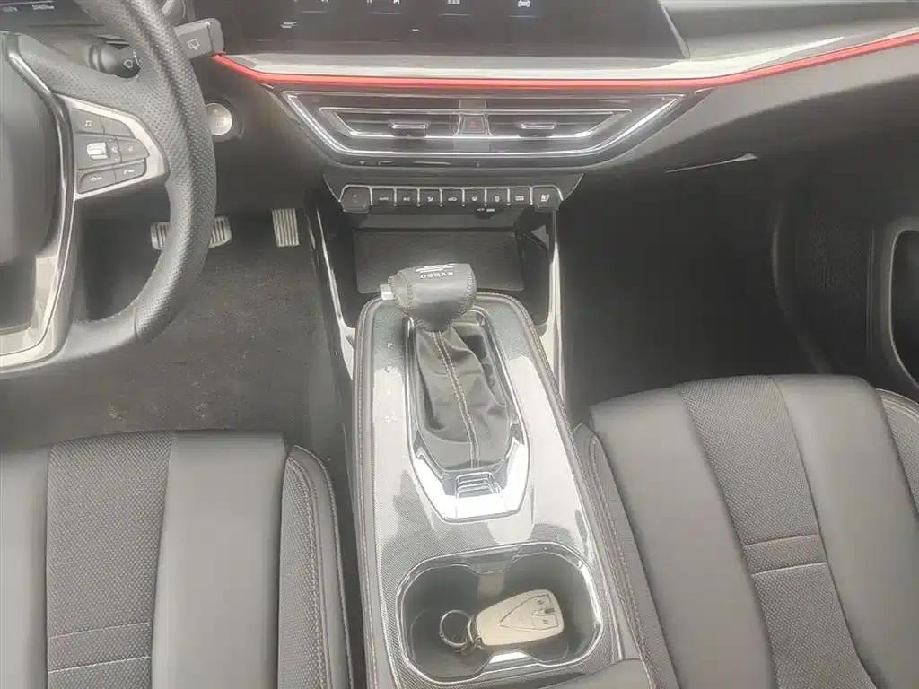 Changan Oushang X5 2021 Facelift 1.5T DCT Luxury Edition — миниатюра 14