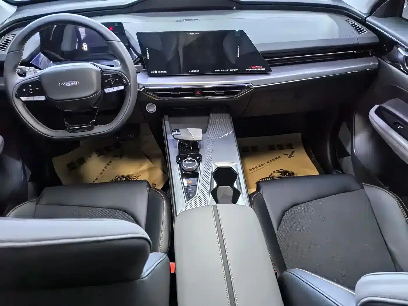 Changan Oushang Z6 2023 Blue Whale 1.5T DCT Smart Supreme Edition — миниатюра 8